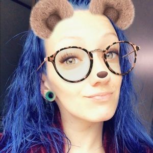 Meet your Posher, Amber